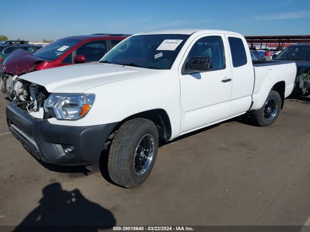 Toyota Tacoma 2014 5TFTX4CN8EX044656 Image 2