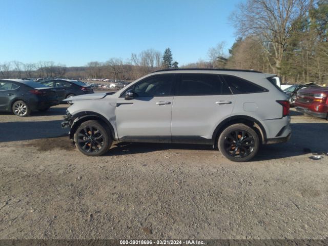 5XYRKDLF6NG129953 KIA SORENTO SX