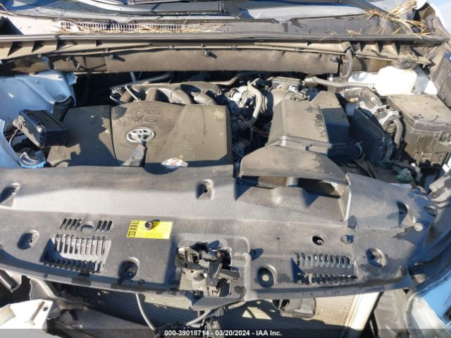 5TDJZRFH3JS827789 Toyota Highlander Xle