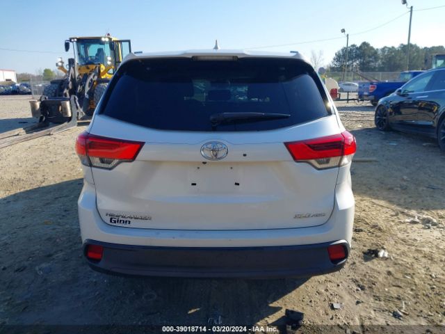 5TDJZRFH3JS827789 Toyota Highlander Xle