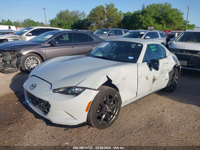 Mazda Mx-5 Miata Rf Club 2017 JM1NDAL7XH0100076 Image 2