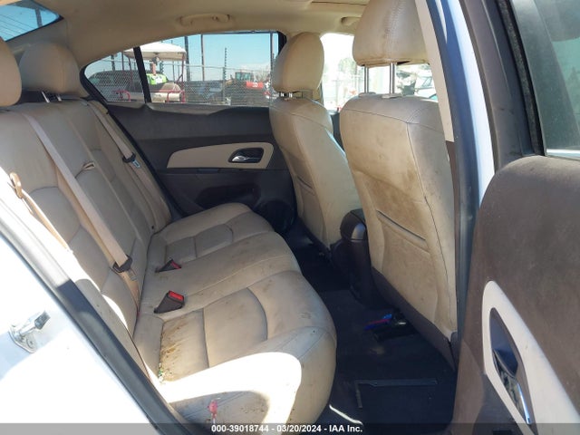 Chevrolet Cruze Diesel 2014 1G1P75SZ4E7259892 Image 8