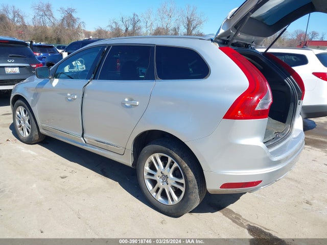YV4612RK2F2628885 Volvo Xc60 T5/t5 Premier