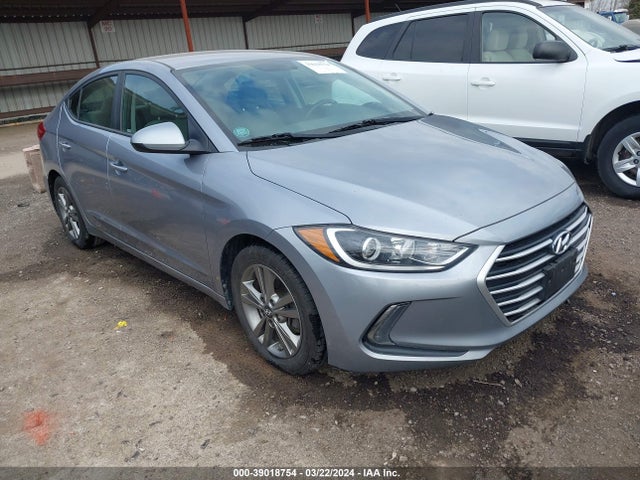 2017 5NPD84LF3HH012319 main image