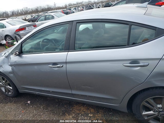Hyundai ELANTRA SE 2017 5NPD84LF3HH012319 Image 15