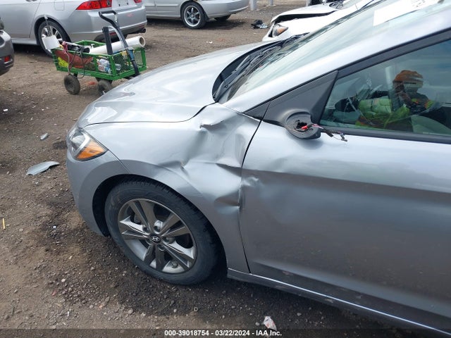Hyundai ELANTRA SE 2017 5NPD84LF3HH012319 Image 21