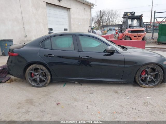 ZARFAMAN0K7605371 Alfa Romeo Giulia Rwd