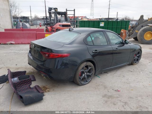 ZARFAMAN0K7605371 Alfa Romeo Giulia Rwd