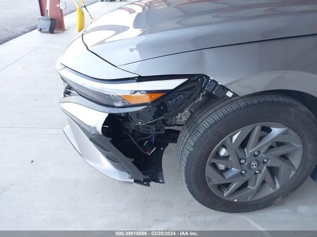 Hyundai ELANTRA SEL 2024 KMHLM4DG2RU709451 Image 17