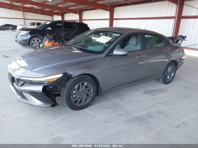 Hyundai ELANTRA SEL 2024 KMHLM4DG2RU709451 Image 2