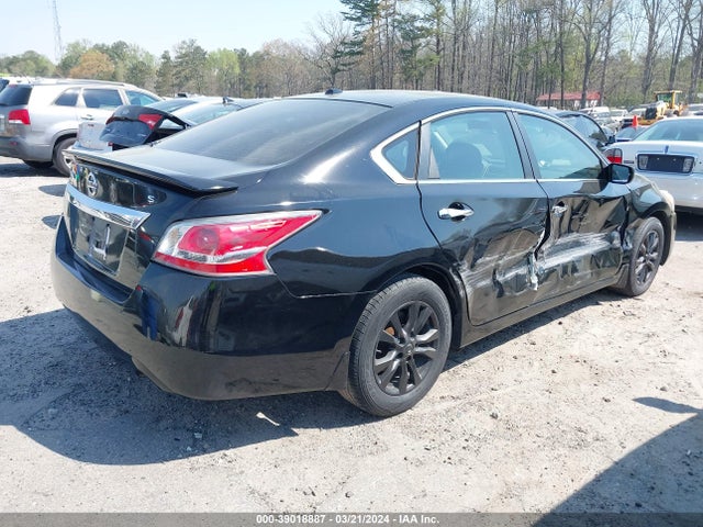 Nissan Altima 2.5 S 2015 1N4AL3AP4FN891968 Image 4