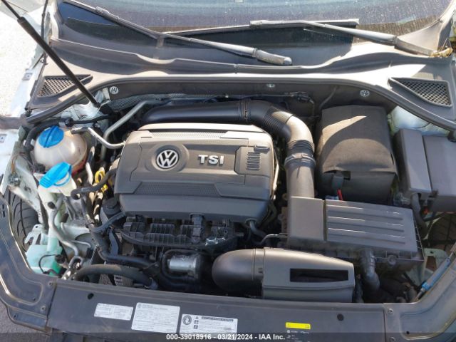 1VWAT7A39GC035753 Volkswagen Passat 1.8t S