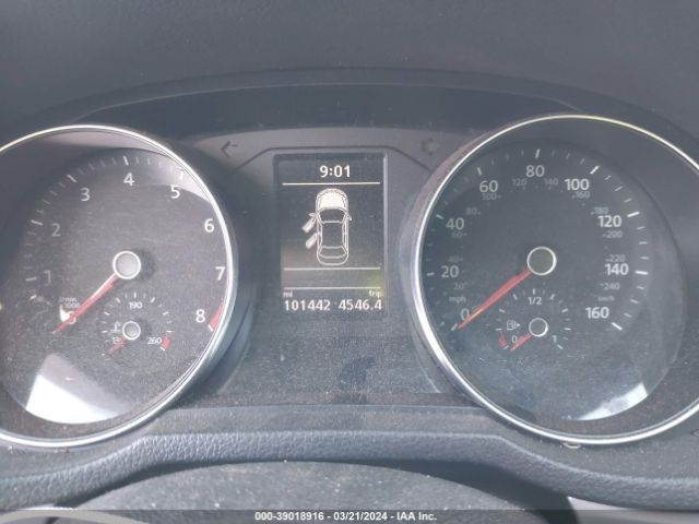 1VWAT7A39GC035753 Volkswagen Passat 1.8t S