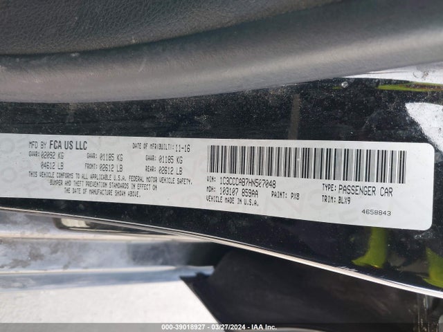 Chrysler 200 Limited Platinum 2017 1C3CCCAB7HN507048 Image 9