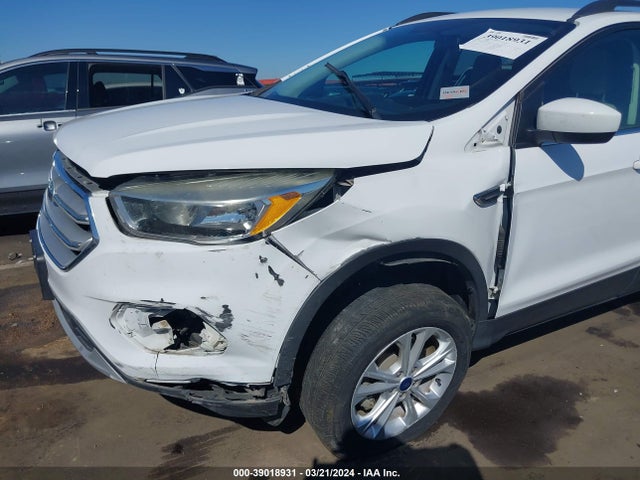 Ford ESCAPE SE 2018 1FMCU0GD9JUA35698 Image 18