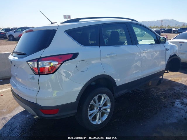 Ford ESCAPE SE 2018 1FMCU0GD9JUA35698 Image 4