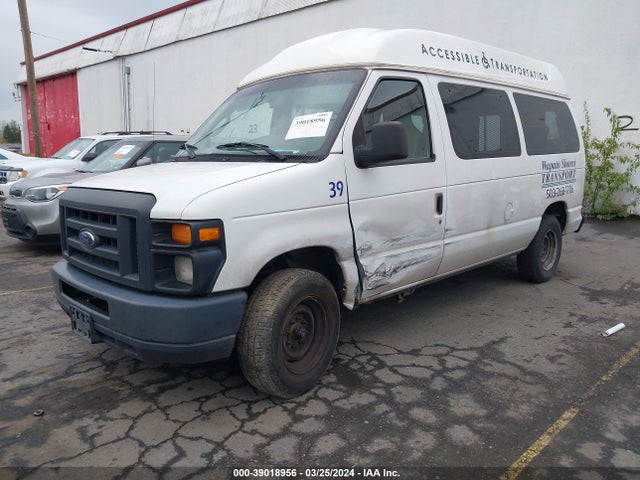 Ford E-150 Commercial 2014 1FTNE1EW1EDA22423 Image 2