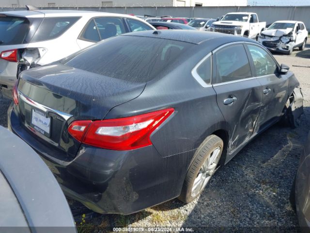 1N4BL3AP5HC125217 Nissan Altima 3.5 Sl/3.5 Sr