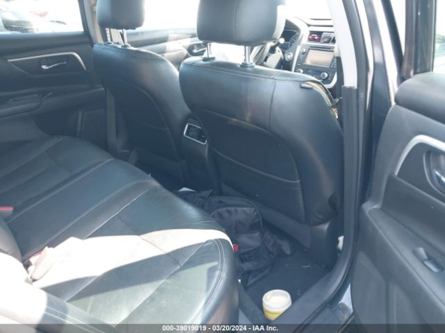 1N4BL3AP5HC125217 Nissan Altima 3.5 Sl/3.5 Sr