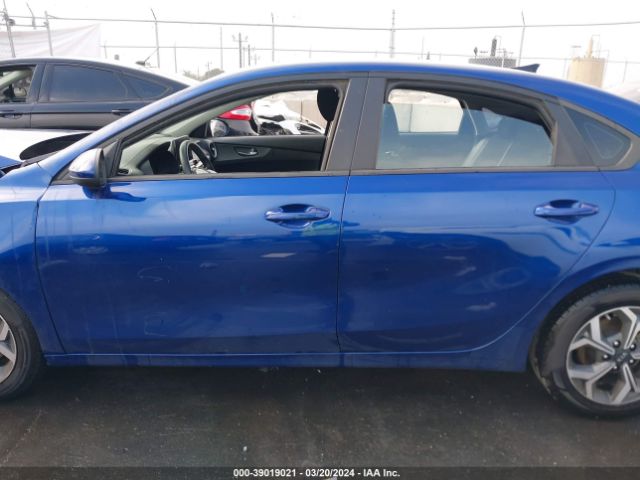 3KPF24ADXLE257823 KIA Forte Lxs