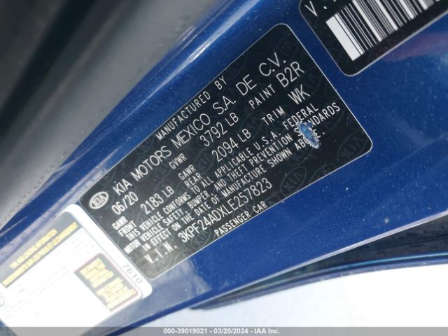 3KPF24ADXLE257823 KIA Forte Lxs