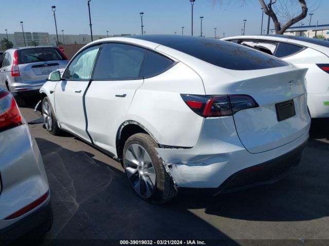 7SAYGDEE6NF413675 Tesla Model Y Long Range Dual Motor All-wheel Drive