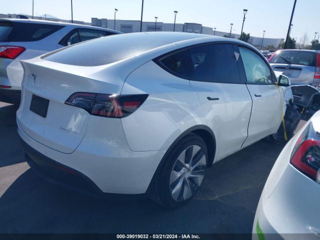 7SAYGDEE6NF413675 Tesla Model Y Long Range Dual Motor All-wheel Drive