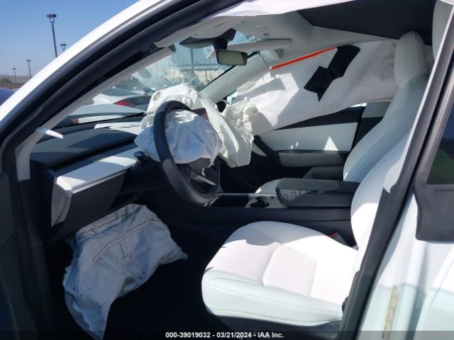 7SAYGDEE6NF413675 Tesla Model Y Long Range Dual Motor All-wheel Drive