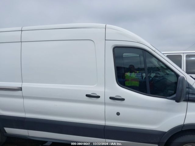 1FTYR2CM6KKB07922 Ford Transit-250