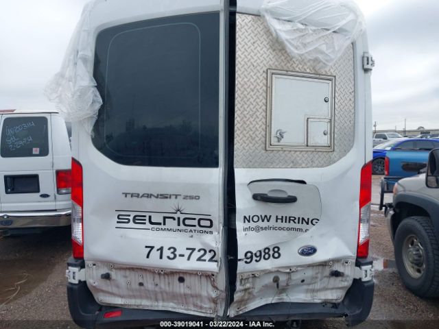 1FTYR2CM6KKB07922 Ford Transit-250