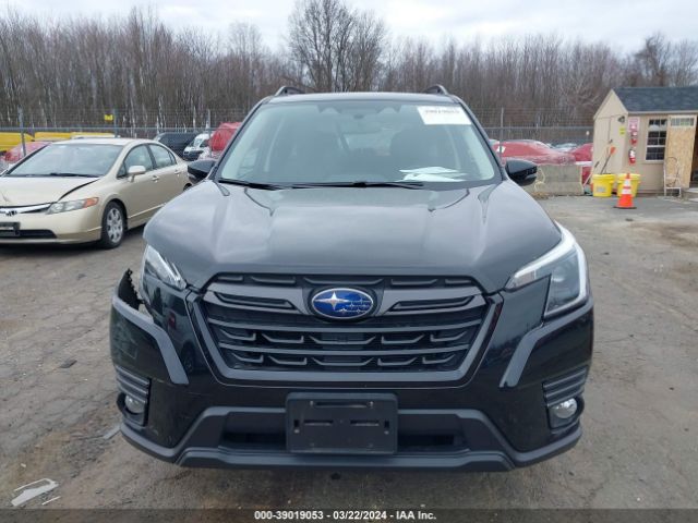 JF2SKAPC5NH513389 Subaru Forester Limited
