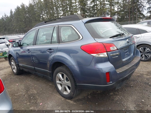 Subaru Outback 2.5i 2014 4S4BRCAC2E3325789 Image 3