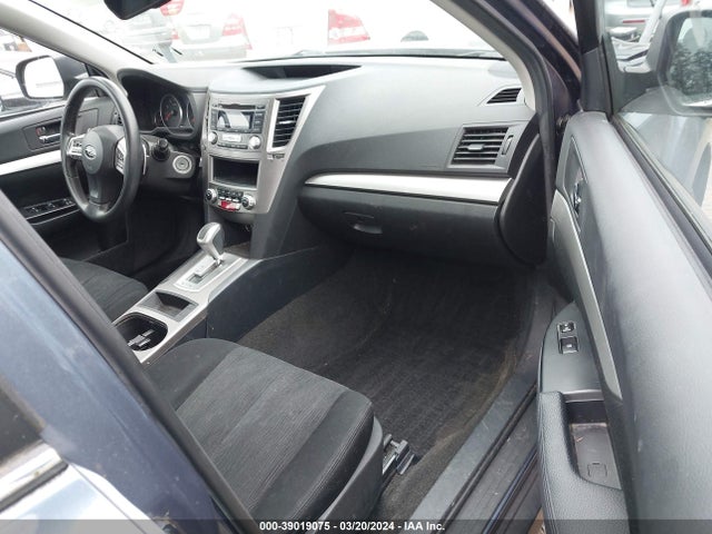 Subaru Outback 2.5i 2014 4S4BRCAC2E3325789 Image 5
