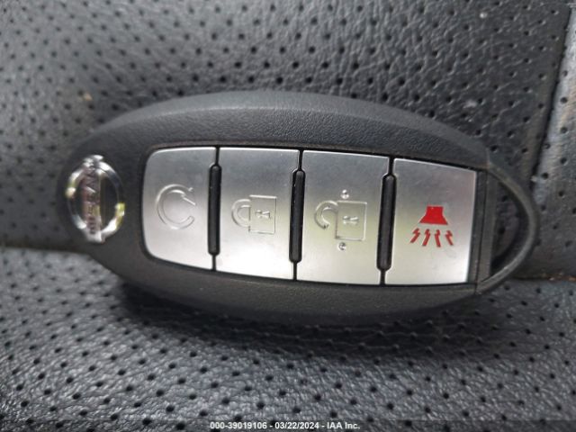 JN1BJ1CR4HW120076 Nissan Rogue Sport Sl
