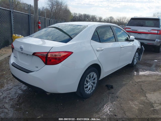 Toyota COROLLA LE 2017 5YFBURHE8HP715109 Image 4