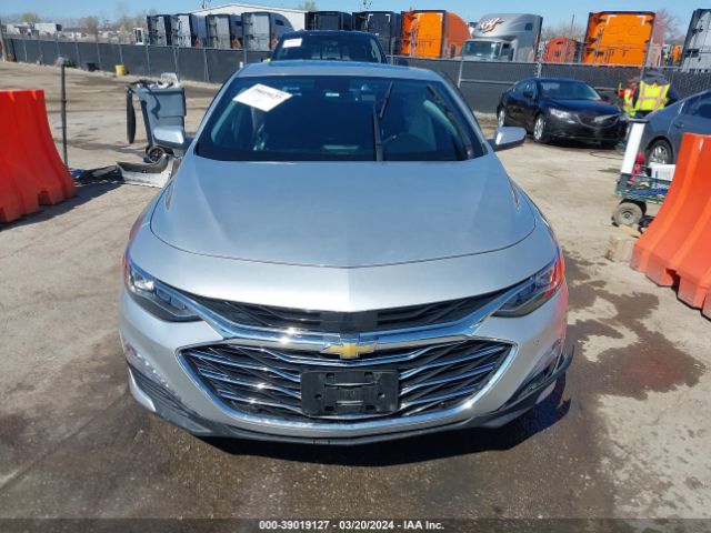 1G1ZE5SX2NF107094 Chevrolet Malibu Fwd Premier
