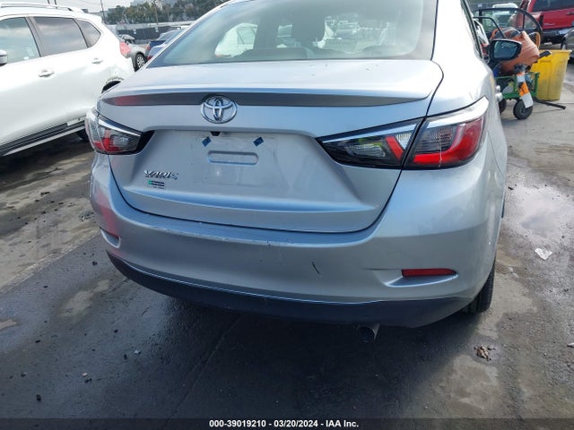 Toyota YARIS LE 2020 3MYDLBYV5LY711192 Image 15