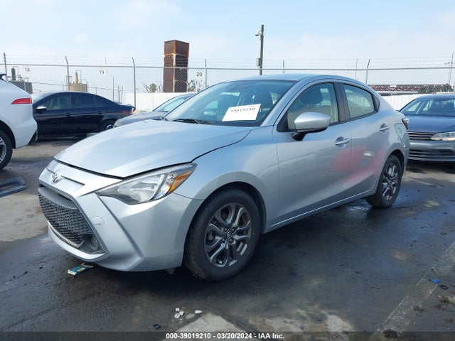 Toyota YARIS LE 2020 3MYDLBYV5LY711192 Image 2