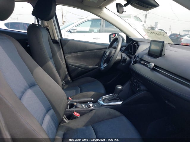 Toyota YARIS LE 2020 3MYDLBYV5LY711192 Image 5