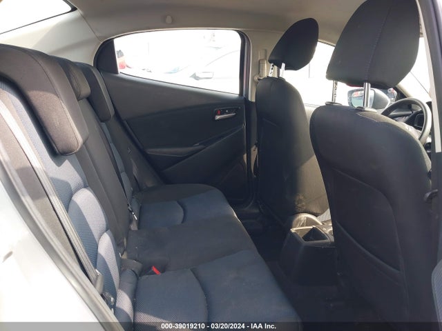 Toyota YARIS LE 2020 3MYDLBYV5LY711192 Image 8