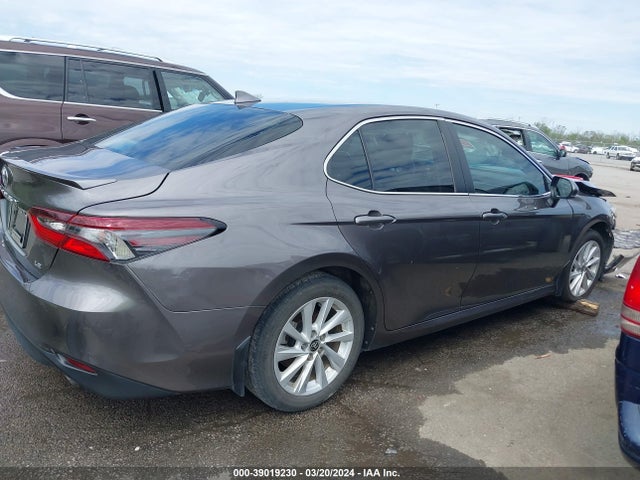 Toyota CAMRY LE 2022 4T1C11AK8NU688874 Image 13