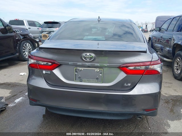 Toyota CAMRY LE 2022 4T1C11AK8NU688874 Image 16