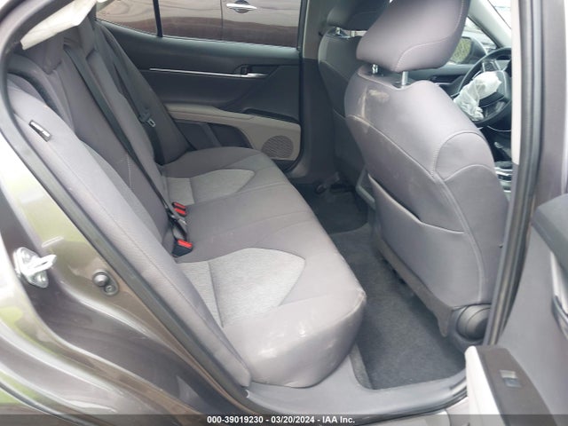 Toyota CAMRY LE 2022 4T1C11AK8NU688874 Image 8