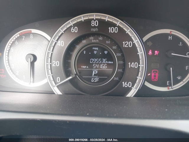 Honda ACCORD LX 2017 1HGCR2F35HA149589 Image 15