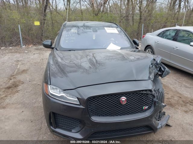 SADCM2BV8HA095486 Jaguar F-PACE S