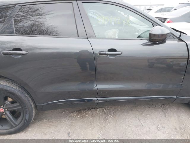 SADCM2BV8HA095486 Jaguar F-PACE S