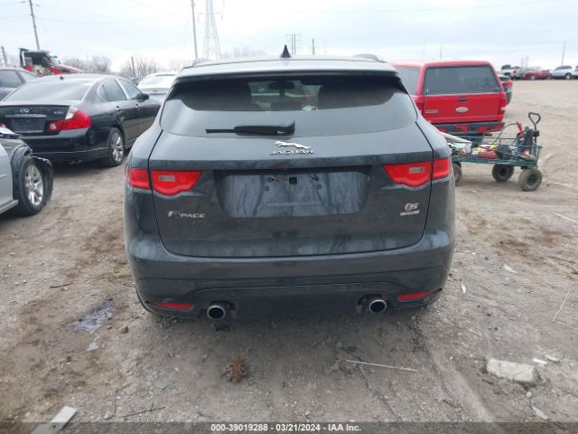 SADCM2BV8HA095486 Jaguar F-PACE S