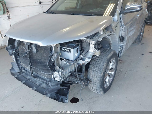 Toyota Highlander Xle V6 2015 5TDJKRFH3FS118453 Image 6