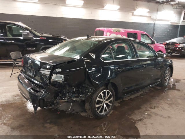 3VWDB7AJ0HM396402 Volkswagen Jetta 1.4t Se