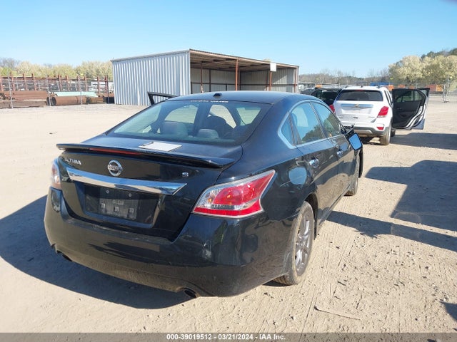 Nissan Altima 2.5 S 2015 1N4AL3AP2FC440551 Image 4